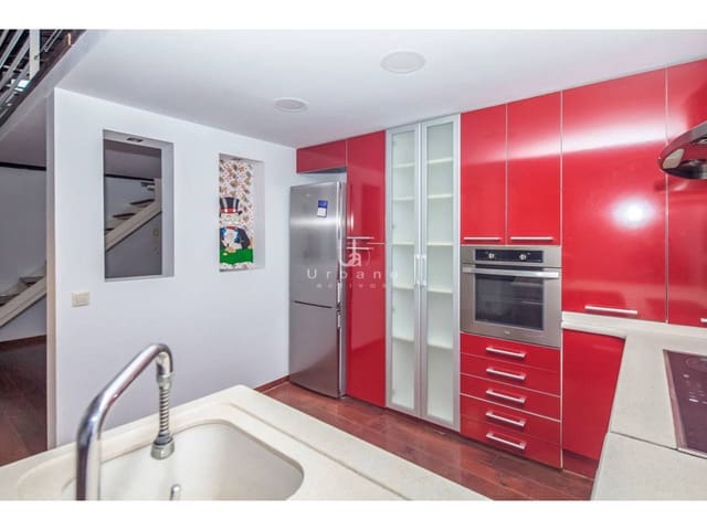 2 bedroom Flat for sale in Valencia city - € 310,000 (Ref: 9632925)