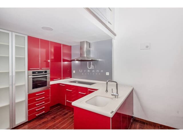 2 bedroom Flat for sale in Valencia city - € 310,000 (Ref: 9632925)