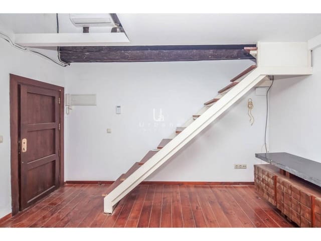 2 bedroom Flat for sale in Valencia city - € 310,000 (Ref: 9632925)