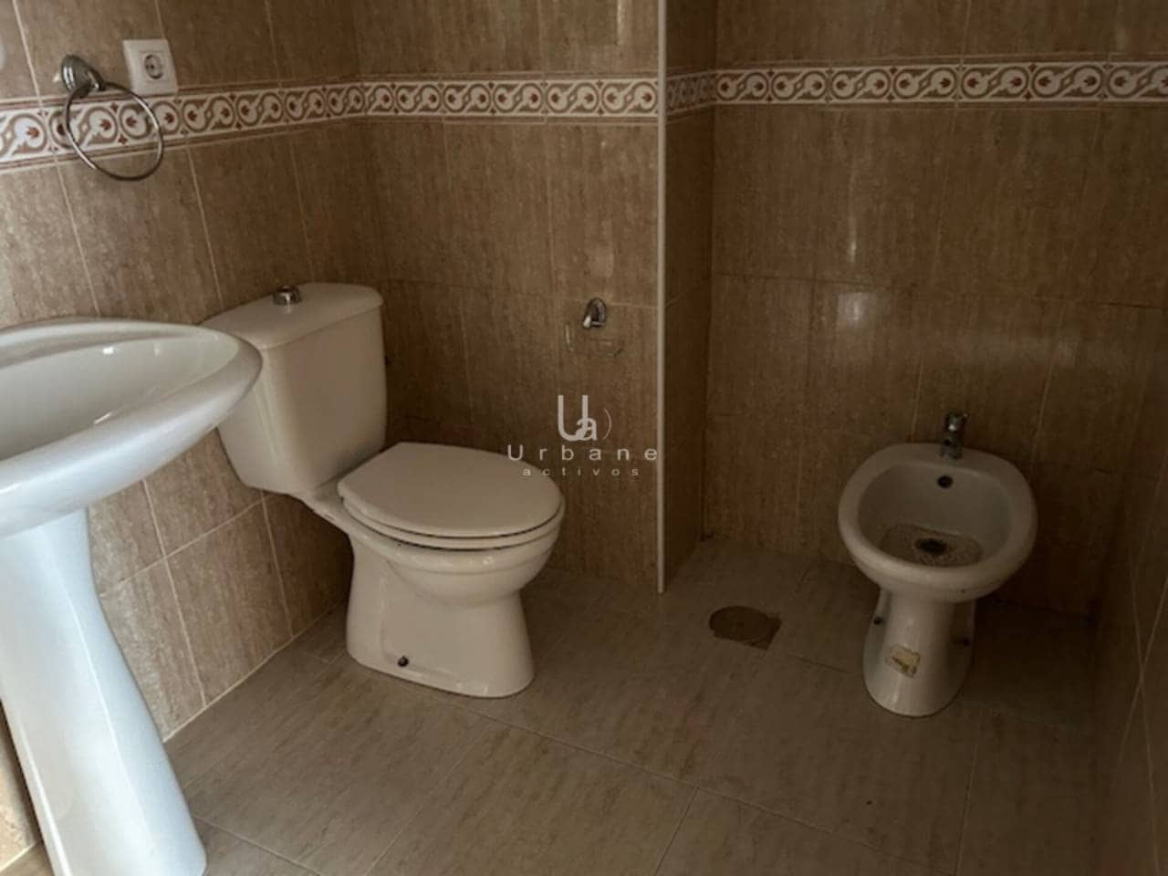 3 slaapkamer Flat te koop in Fortuna met garage - € 104.000 (Ref: 9636255)