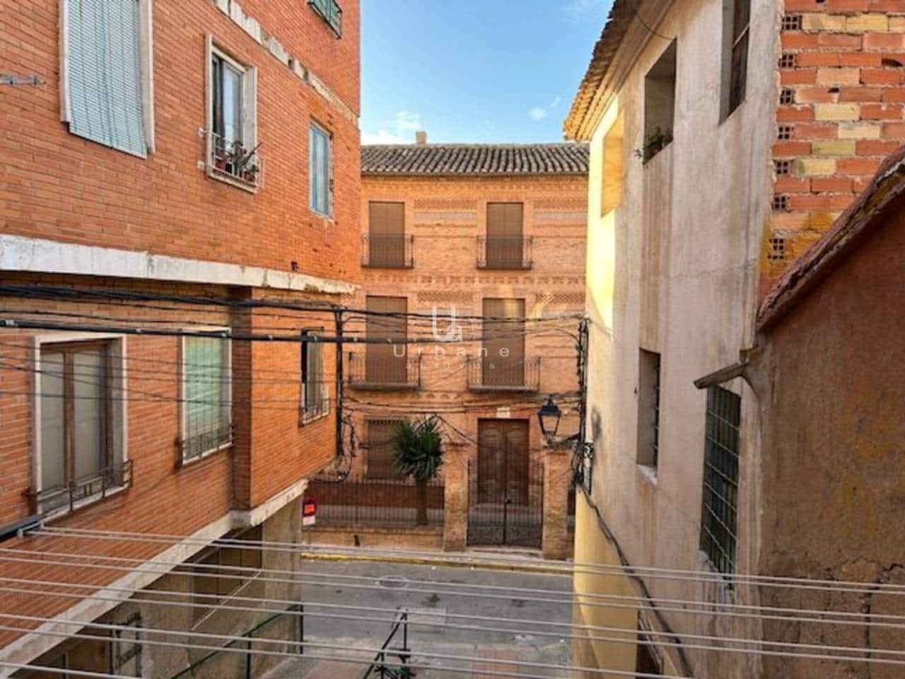 Casa de 3 habitaciones en Algezares en venta con garaje - 52.000 € (Ref: 9636259)
