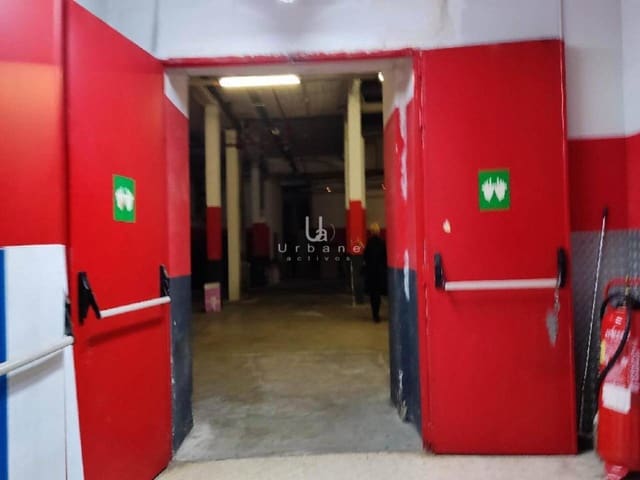 Commercieel te koop in Alzira - € 335.000 (Ref: 9636266)