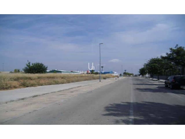 Rakentamaton maa myytävänä paikassa Carcaixent - 175 000 € (Ref: 9636269)