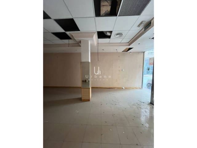 Kommersiell til salgs i Cabezo de Torres, Murcia by - € 65 000 (Ref: 9658128)