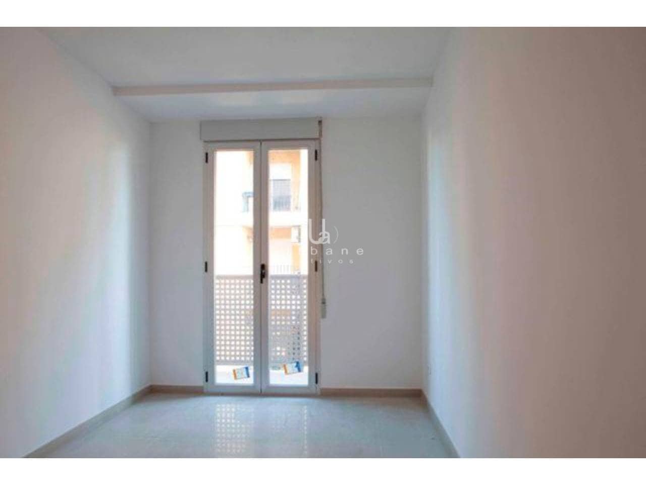 3 Zimmer Wohnung zu verkaufen in Algemesi mit Garage - 148.100 € (Ref: 9658131)