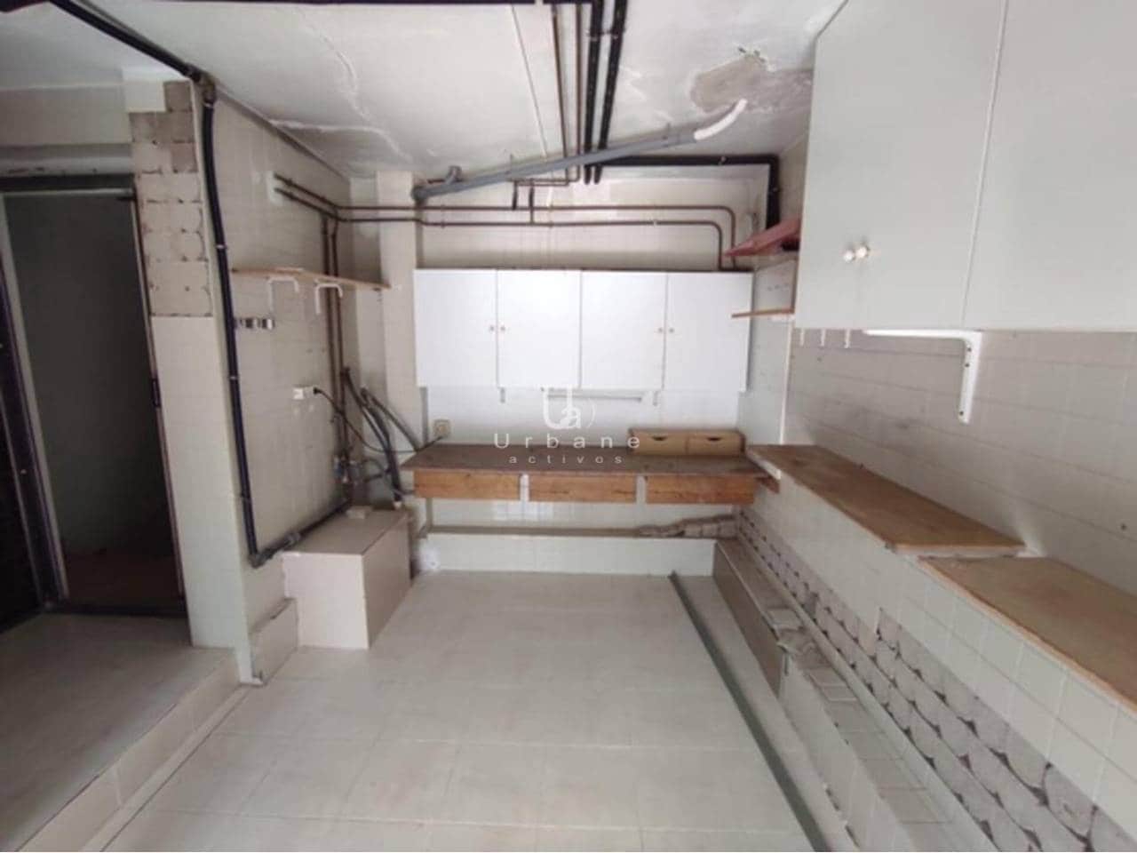 4 soveværelse Villa til salg i El Campello med swimmingpool garage - € 520.000 (Ref: 9658132)