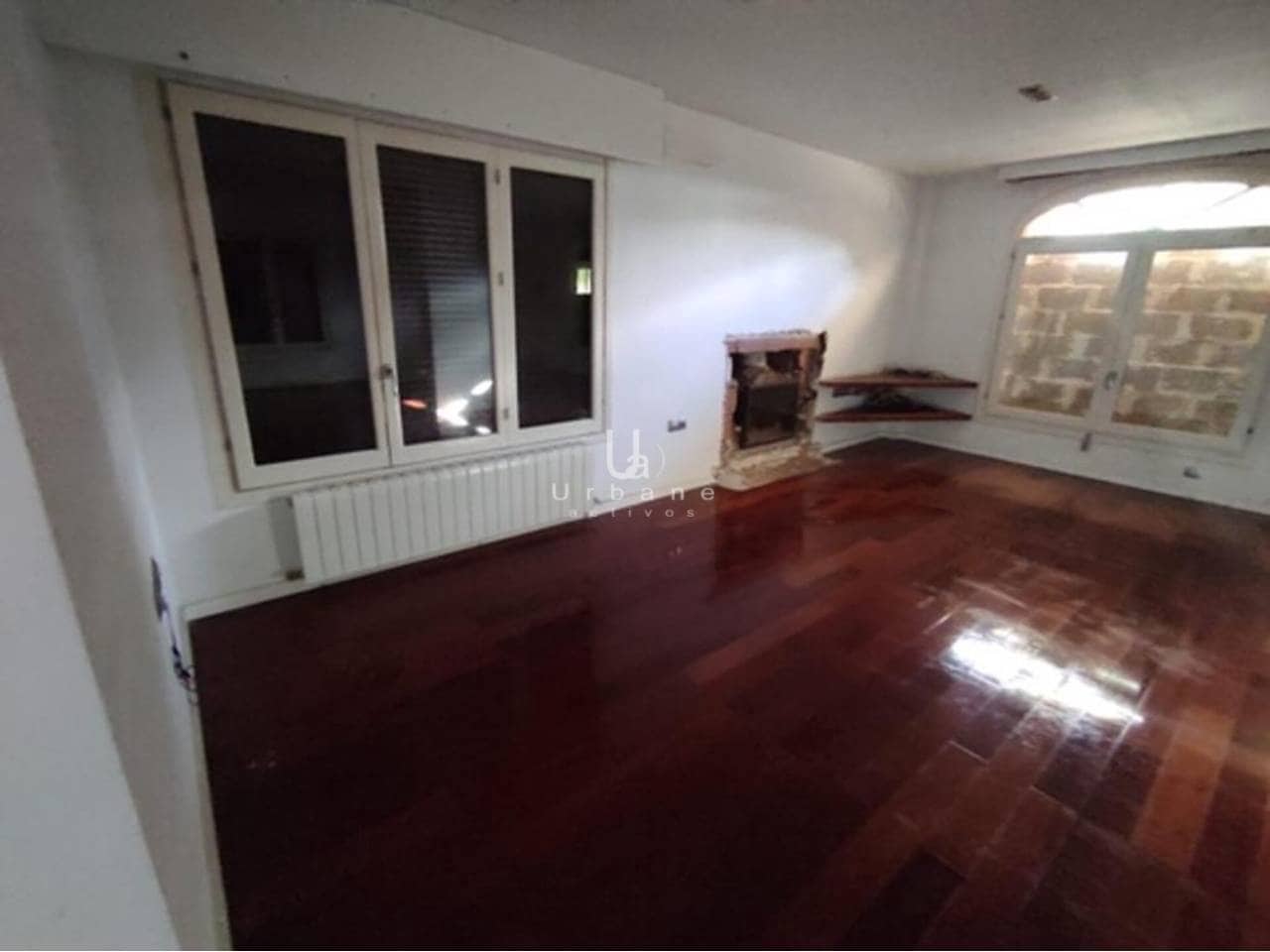 4 soveværelse Villa til salg i El Campello med swimmingpool garage - € 520.000 (Ref: 9658132)