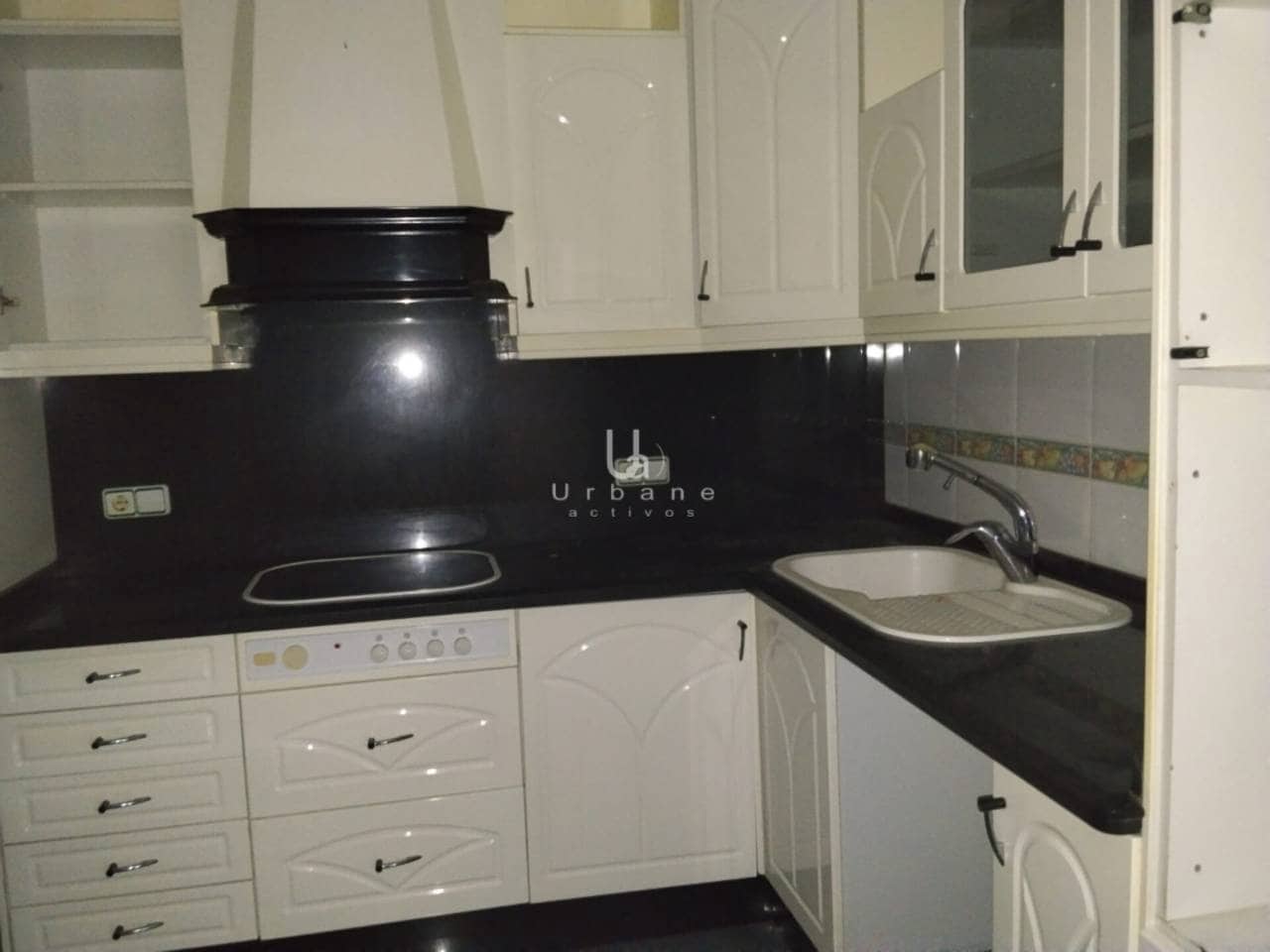 4 bedroom Apartment for sale in El Campello with pool garage - € 520,000 (Ref: 9658132)