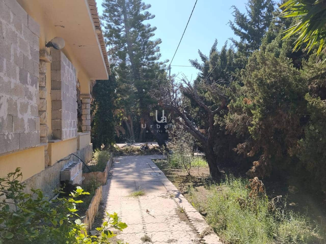 4 bedroom Apartment for sale in El Campello with pool garage - € 520,000 (Ref: 9658132)