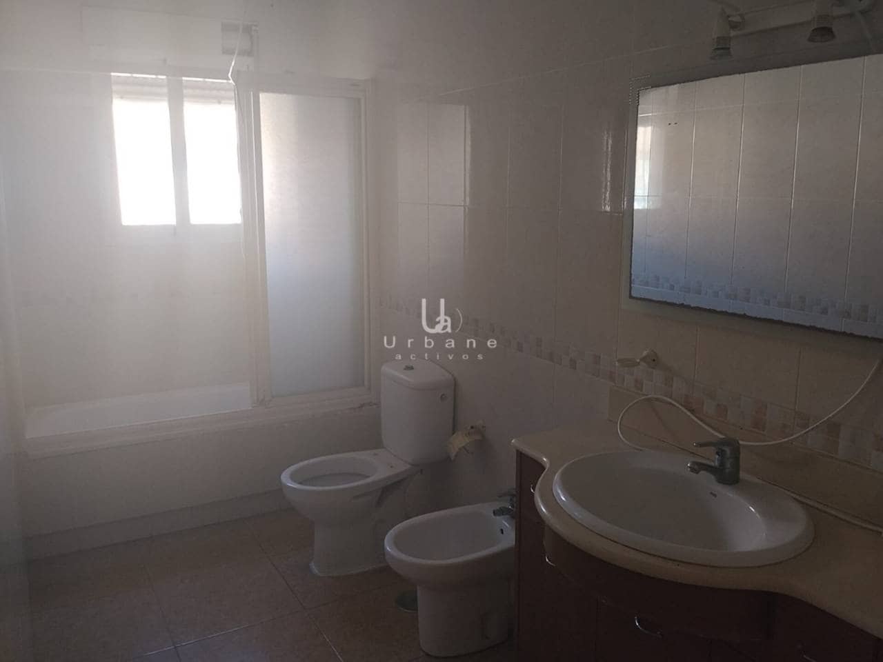 Piso de 3 habitaciones en San Pedro del Pinatar en venta - 85.000 € (Ref: 9658133)