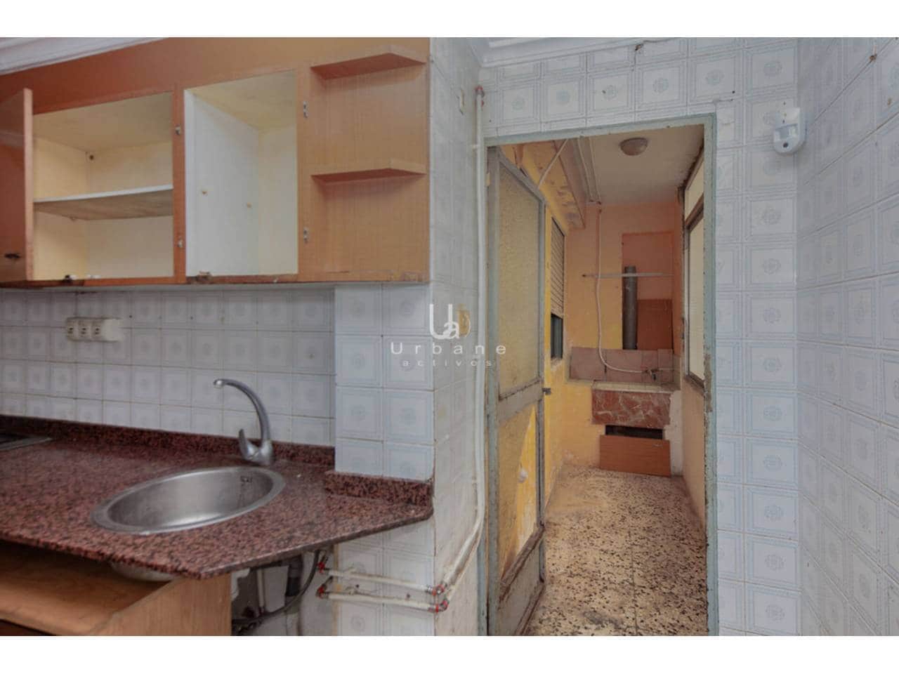 2 soveværelse Lejlighed til salg i L'Alcudia - € 89.000 (Ref: 9669843)