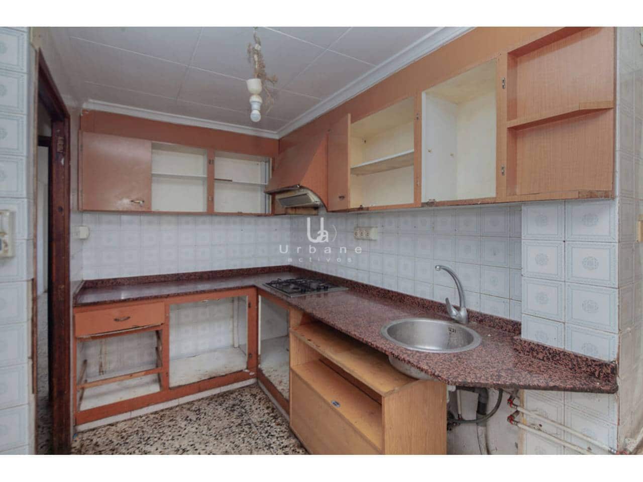 2 soveværelse Lejlighed til salg i L'Alcudia - € 89.000 (Ref: 9669843)