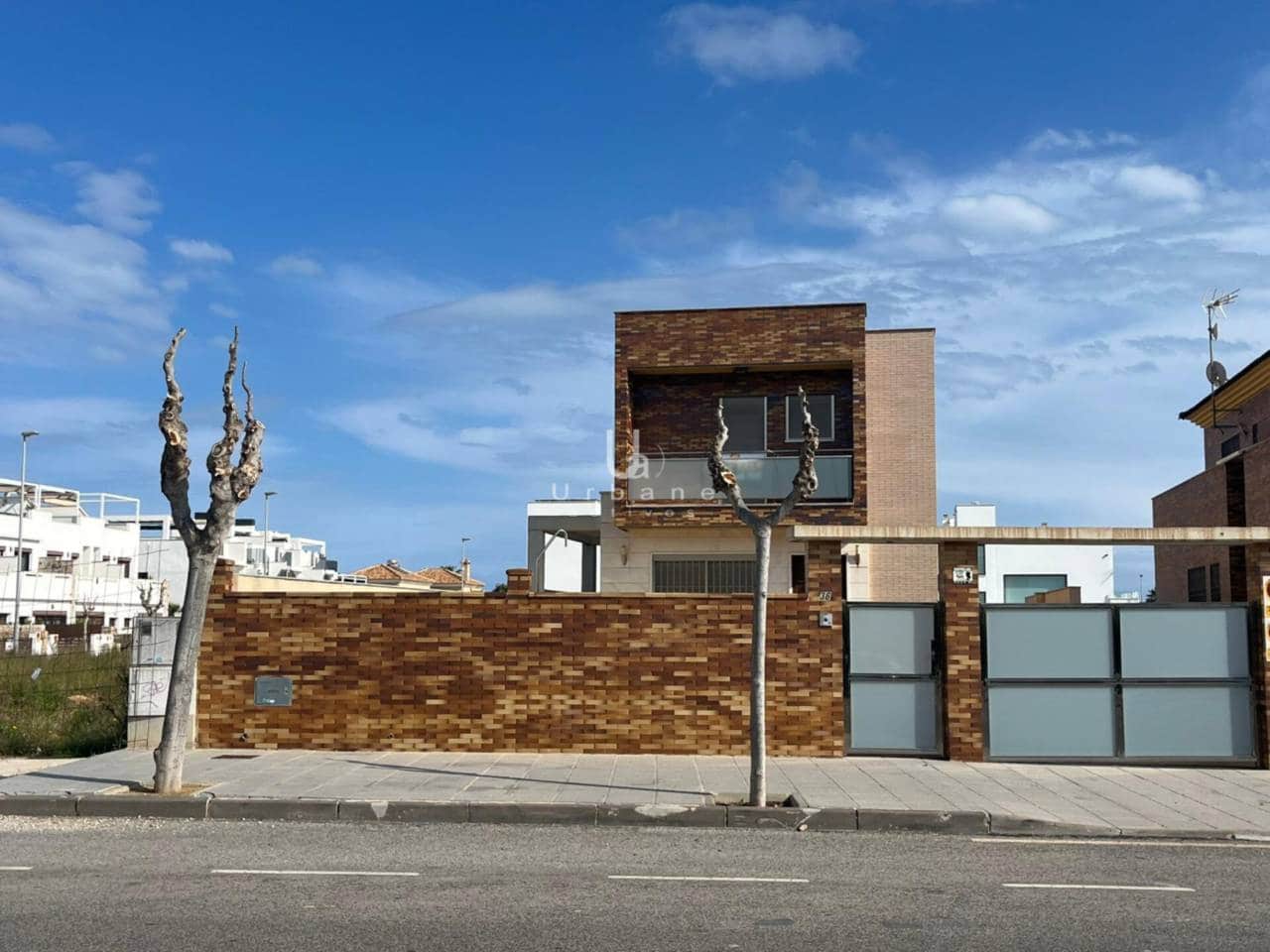 4 slaapkamer Villa te koop in Pilar de la Horadada met zwembad - € 750.000 (Ref: 9673752)