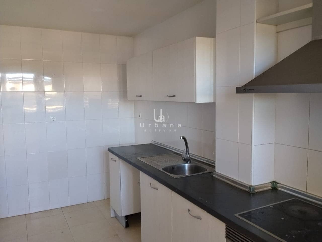 Piso de 3 habitaciones en Cartagena en venta - 163.000 € (Ref: 9676691)