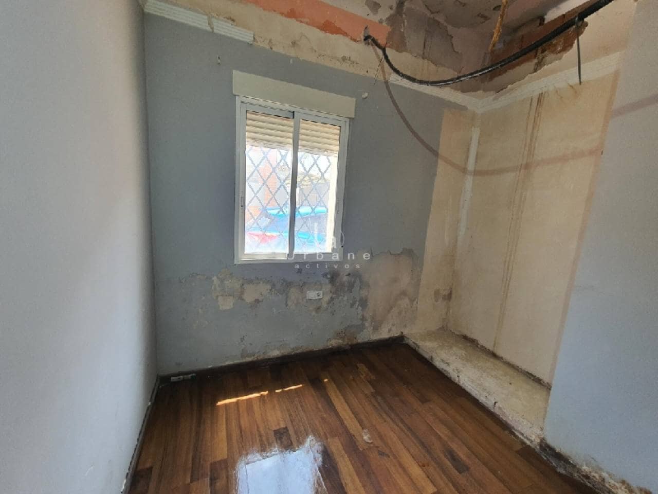 3 bedroom Flat for sale in Alzira - € 80,000 (Ref: 9714354)