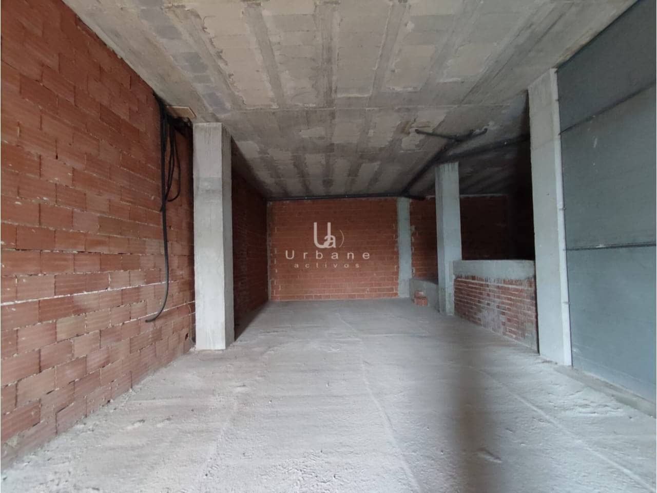 Commercial for sale in Torreaguera - € 59,900 (Ref: 9719381)