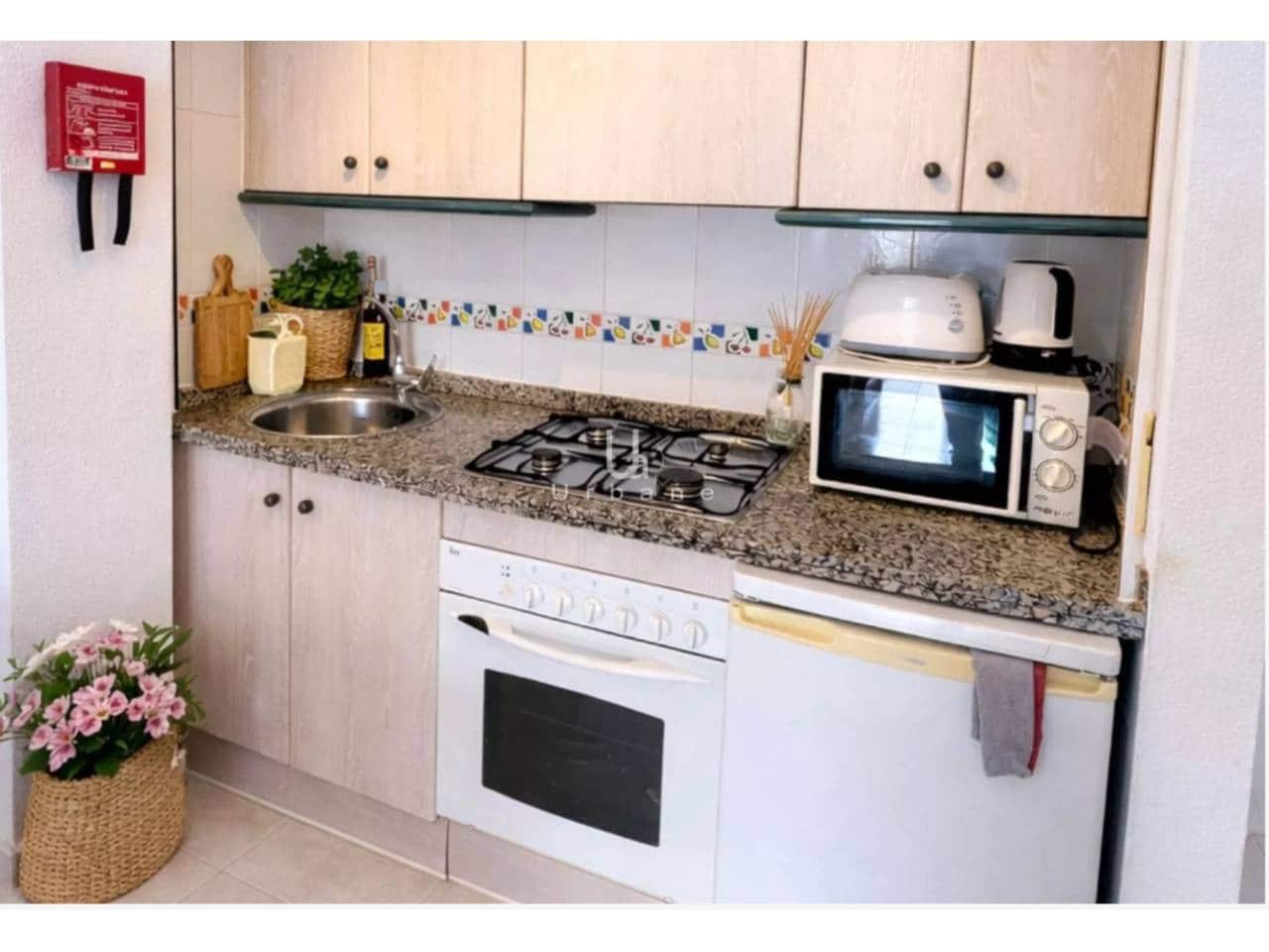 1 soveværelse Lejlighed til salg i Calpe / Calp med swimmingpool - € 210.000 (Ref: 9721012)