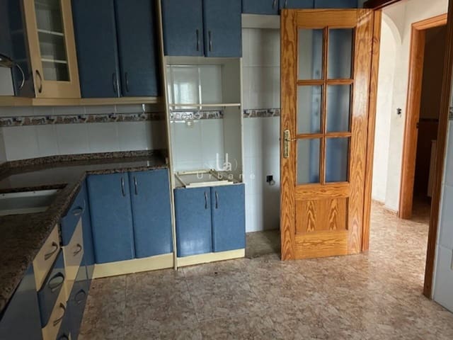 Casa de 4 habitaciones en Mazarrón en venta - 140.000 € (Ref: 9737737)