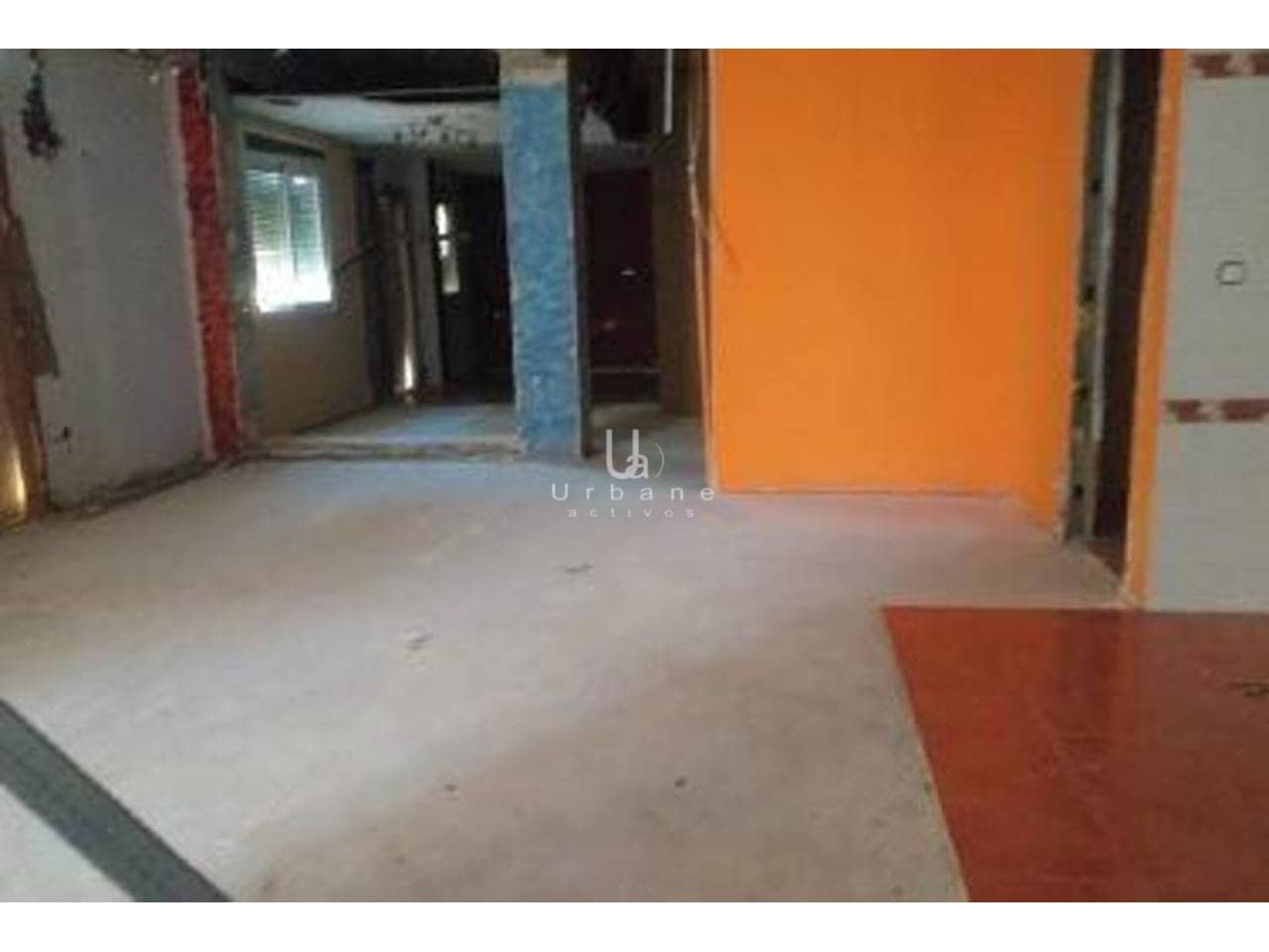 Commercial for sale in Tavernes de la Valldigna - € 122,000 (Ref: 9737744)