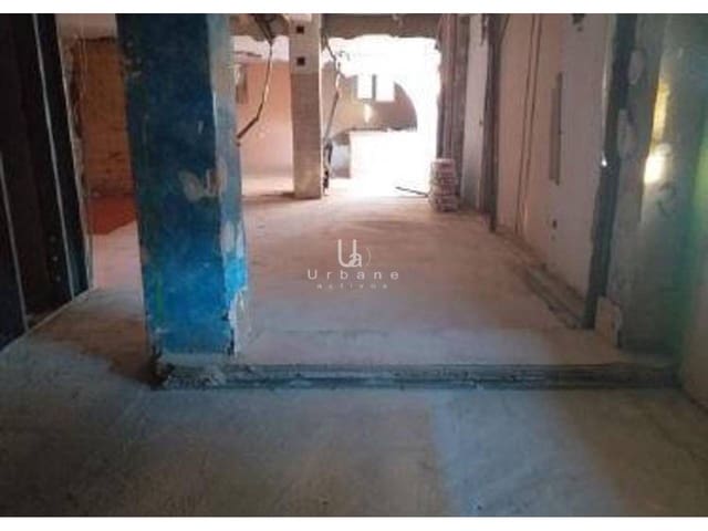 Commercial for sale in Tavernes de la Valldigna - € 122,000 (Ref: 9737744)