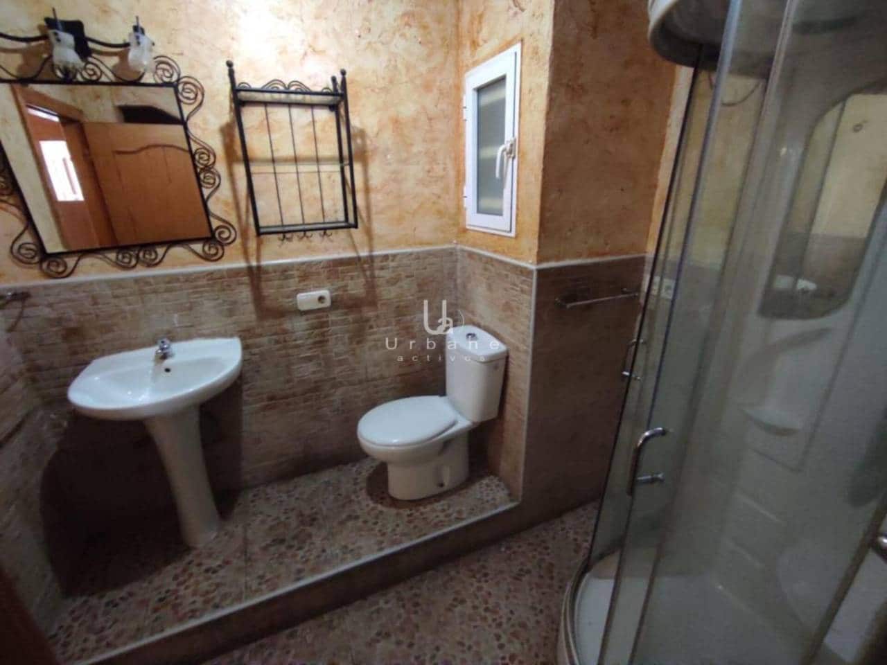 3 sypialnia Dom szeregowy na sprzedaż w Torrevieja z basenem - 112 900 € (Ref: 9772628)