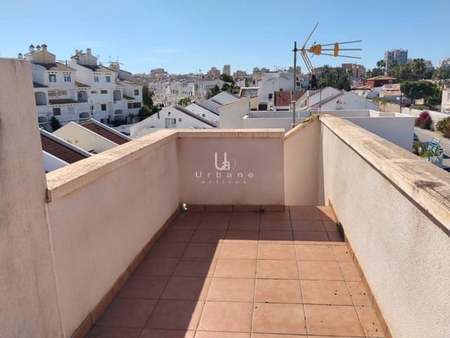 3 sypialnia Dom szeregowy na sprzedaż w Torrevieja z basenem - 112 900 € (Ref: 9772628)