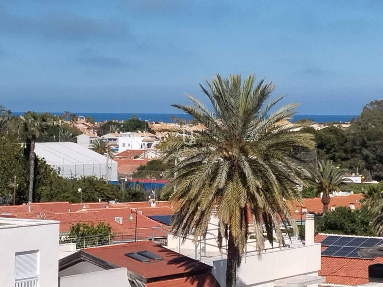 3 sypialnia Dom szeregowy na sprzedaż w Torrevieja z basenem - 112 900 € (Ref: 9772628)