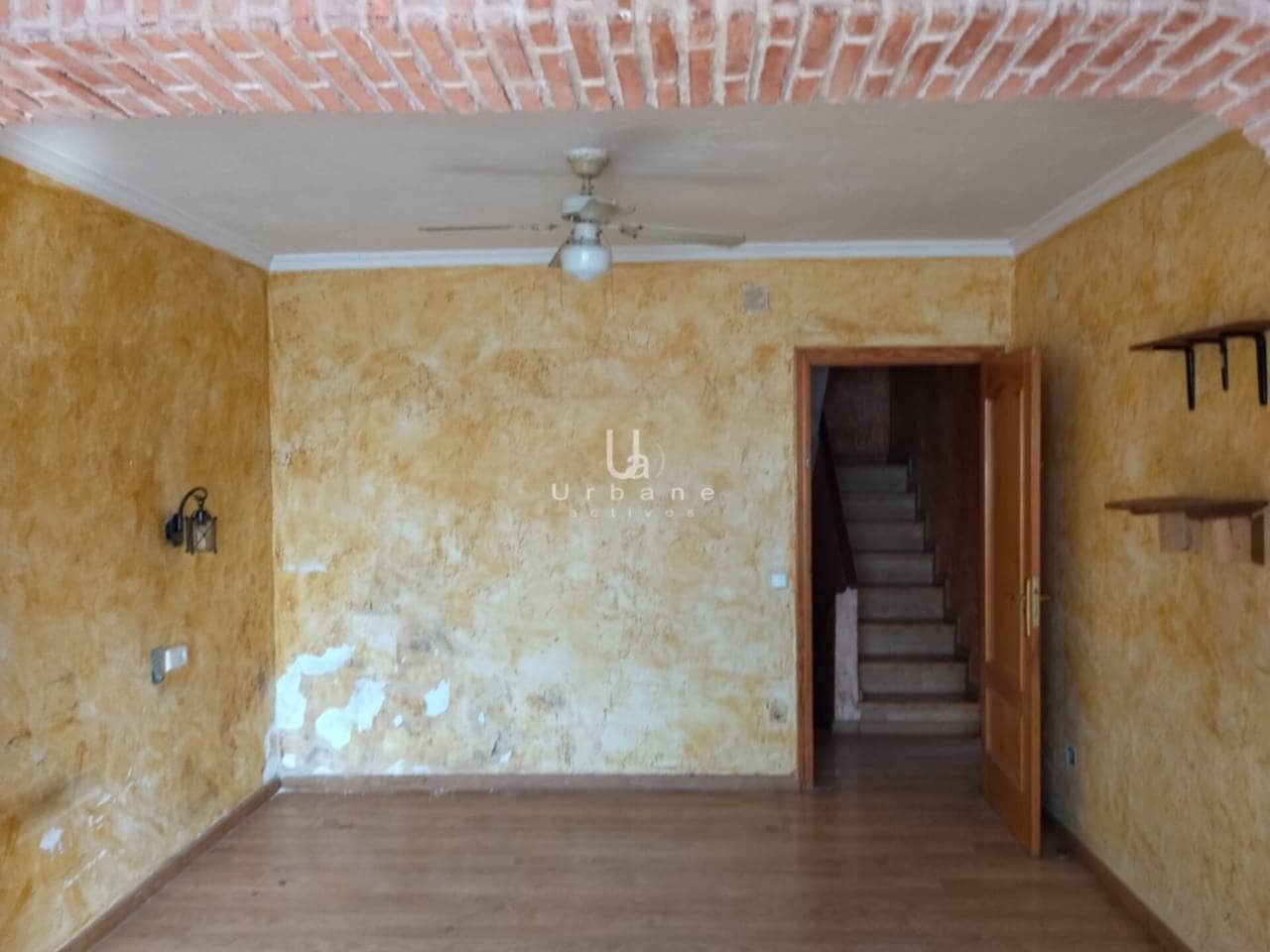 3 sypialnia Dom szeregowy na sprzedaż w Torrevieja z basenem - 112 900 € (Ref: 9772628)