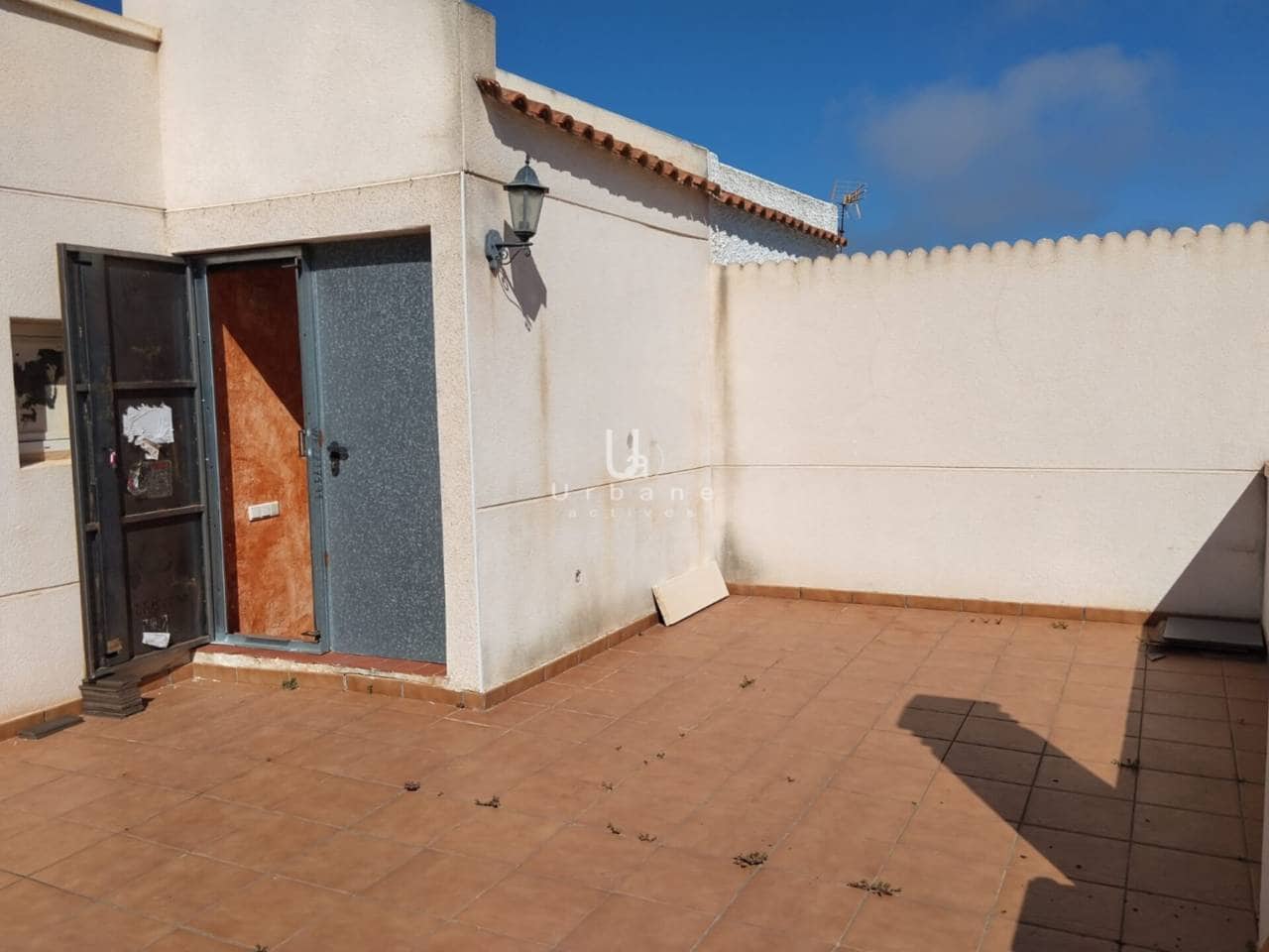 3 sypialnia Dom szeregowy na sprzedaż w Torrevieja z basenem - 112 900 € (Ref: 9772628)