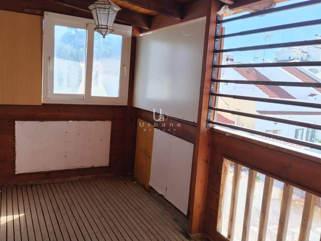 3 sypialnia Dom szeregowy na sprzedaż w Torrevieja z basenem - 112 900 € (Ref: 9772628)