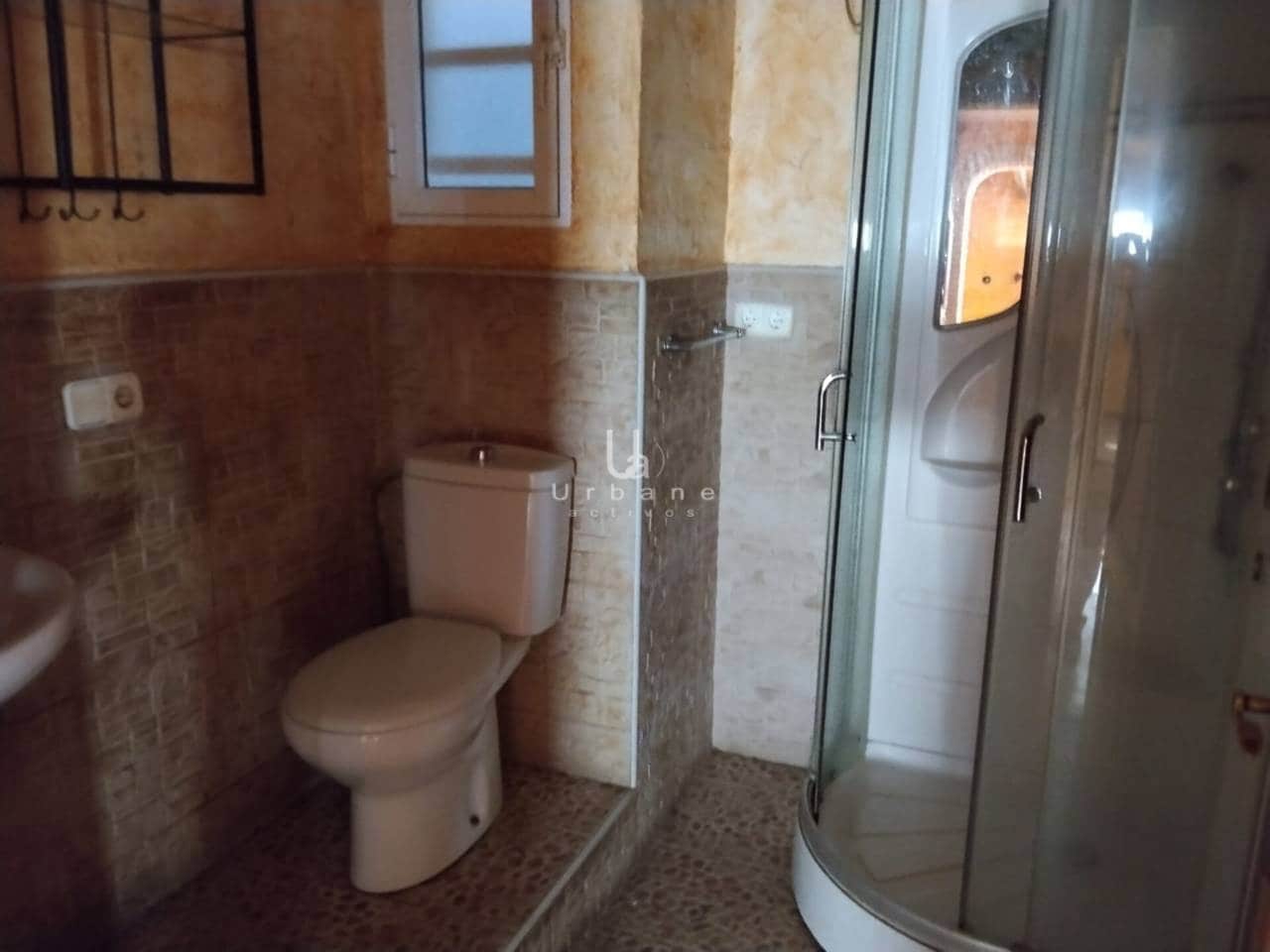 3 sypialnia Dom szeregowy na sprzedaż w Torrevieja z basenem - 112 900 € (Ref: 9772628)