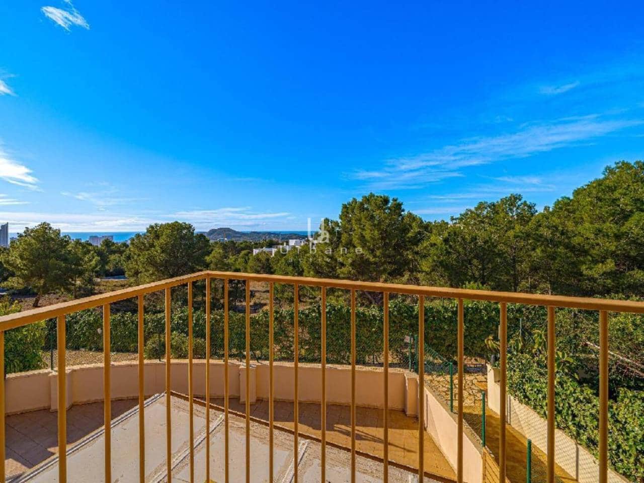 2 bedroom Apartment for sale in Finestrat with pool garage - € 230,000 (Ref: 9784973)