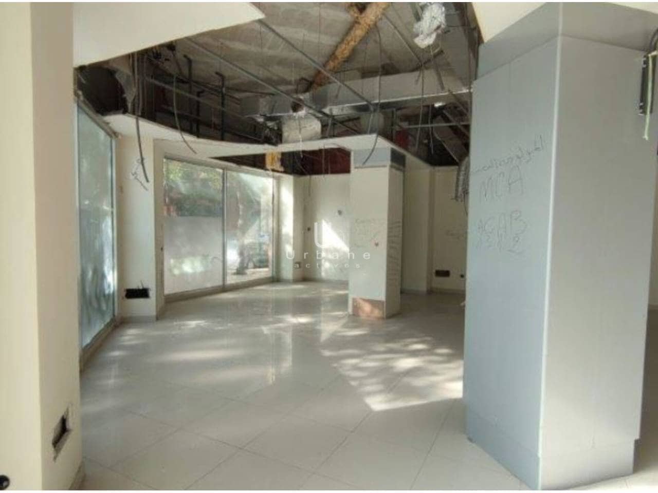 Commercial for sale in Valencia city - € 579,500 (Ref: 9790074)