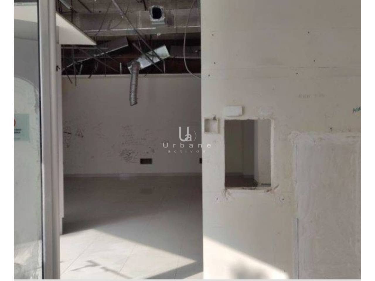 Commercial for sale in Valencia city - € 579,500 (Ref: 9790074)