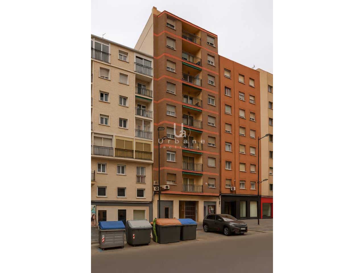 Commercial for sale in Valencia city - € 542,500 (Ref: 9790075)