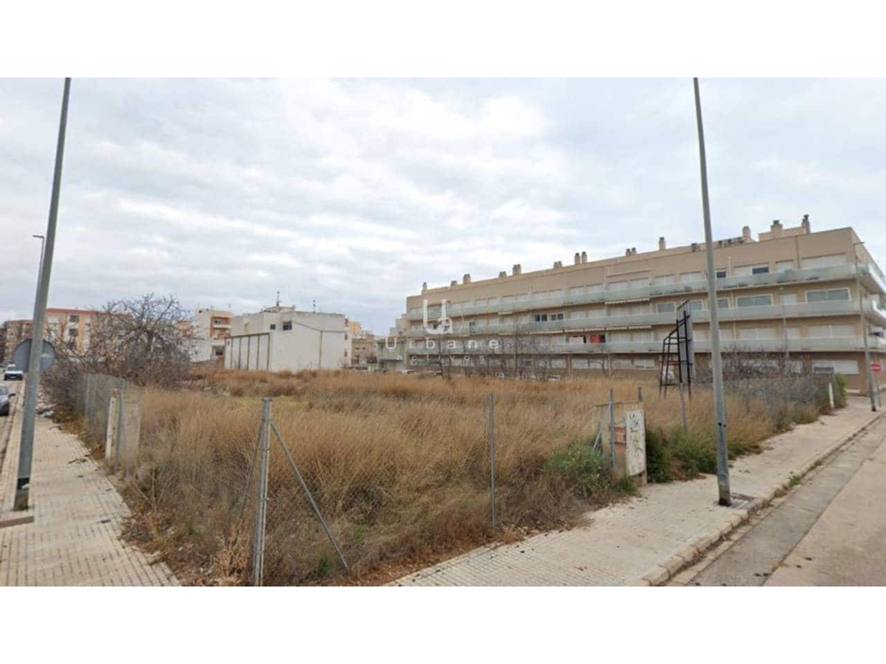 Ubebygd land til salgs i Oliva - € 753 000 (Ref: 9793915)