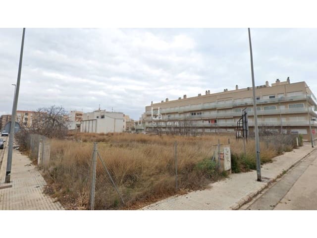 Ubebygd land til salgs i Oliva - € 753 000 (Ref: 9793915)