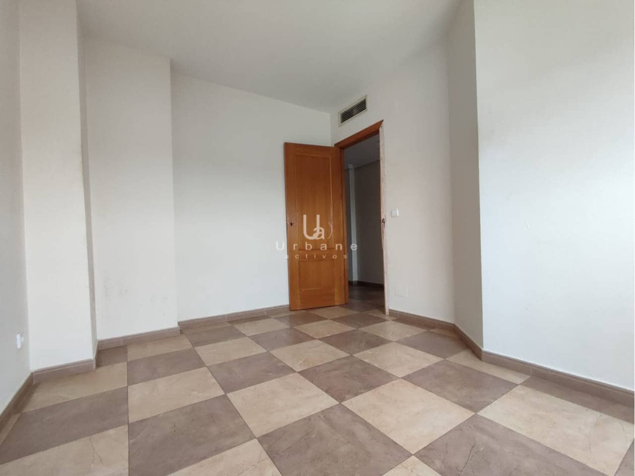 4 sovrum Lägenhet till salu i Murcia stad - 185 000 € (Ref: 9815420)