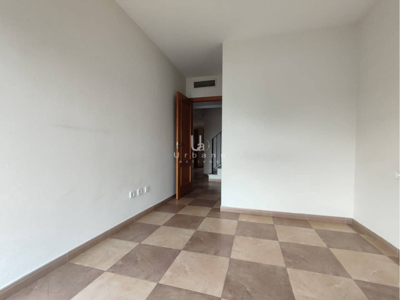 4 sovrum Lägenhet till salu i Murcia stad - 185 000 € (Ref: 9815420)