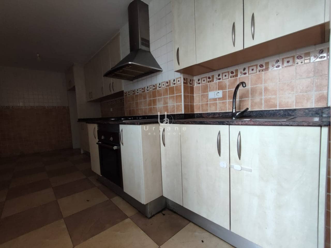 4 sovrum Lägenhet till salu i Murcia stad - 185 000 € (Ref: 9815420)