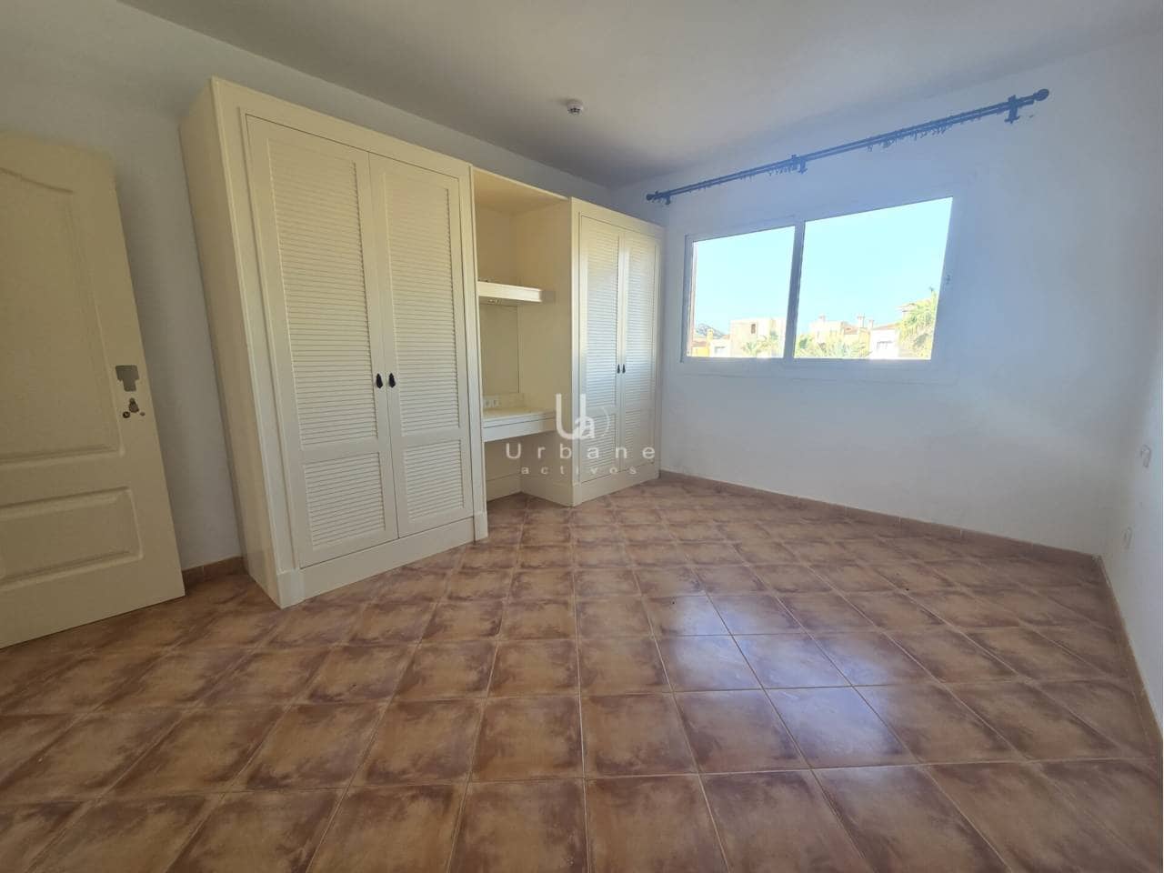2 sypialnia Apartament na sprzedaż w La Manga Club z basenem garażem - 185 000 € (Ref: 9816851)