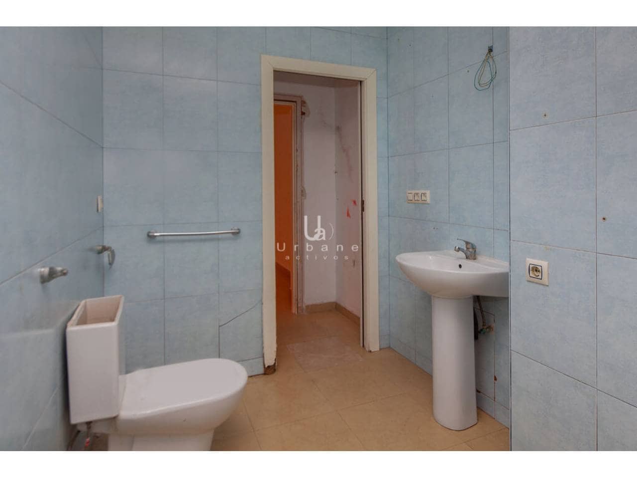 Casa de 2 habitaciones en Alginet en venta - 49.000 € (Ref: 9821900)