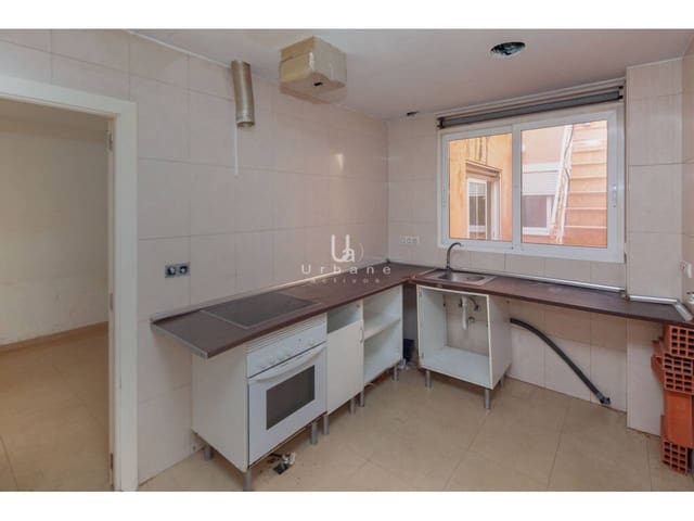 Casa de 2 habitaciones en Alginet en venta - 49.000 € (Ref: 9821900)