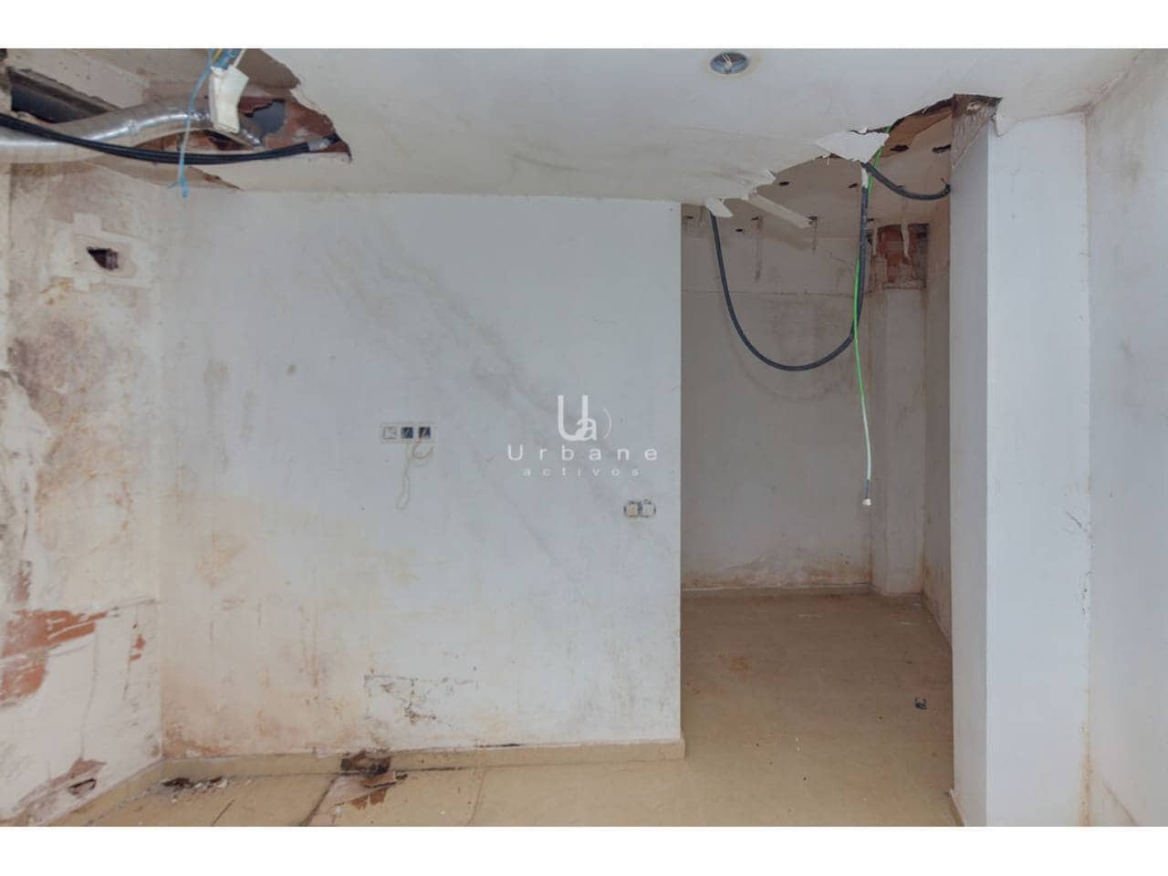 Casa de 2 habitaciones en Alginet en venta - 49.000 € (Ref: 9821900)