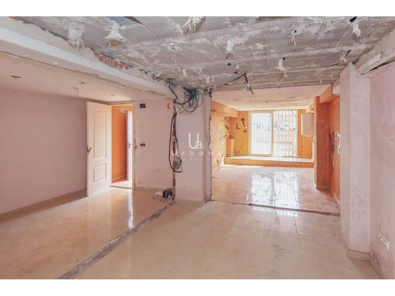 Casa de 2 habitaciones en Alginet en venta - 49.000 € (Ref: 9821900)