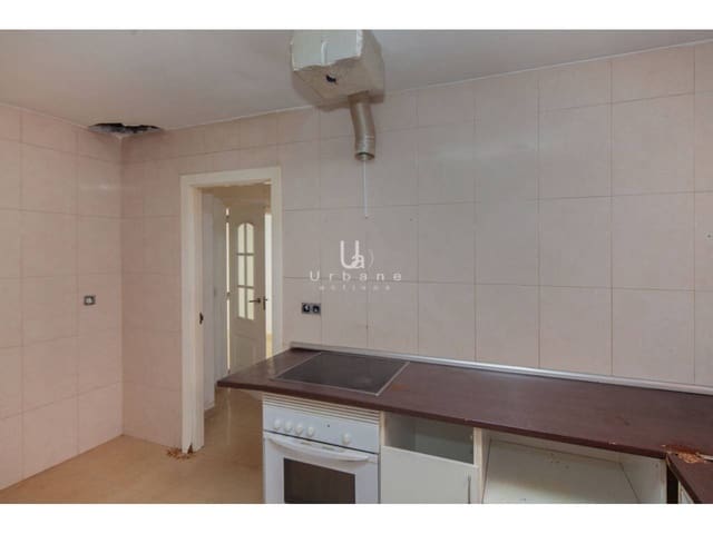 Casa de 2 habitaciones en Alginet en venta - 49.000 € (Ref: 9821900)