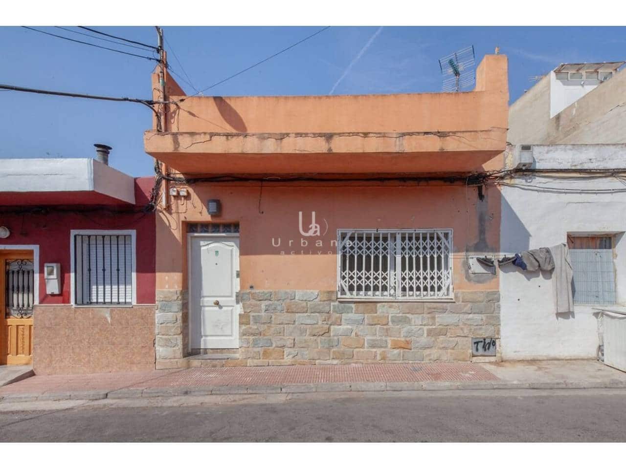 Casa de 2 habitaciones en Alginet en venta - 49.000 € (Ref: 9821900)