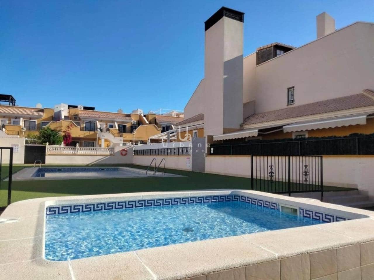 2 bedroom Apartment for sale in Arenales del Sol with pool - € 215,000 (Ref: 9830532)