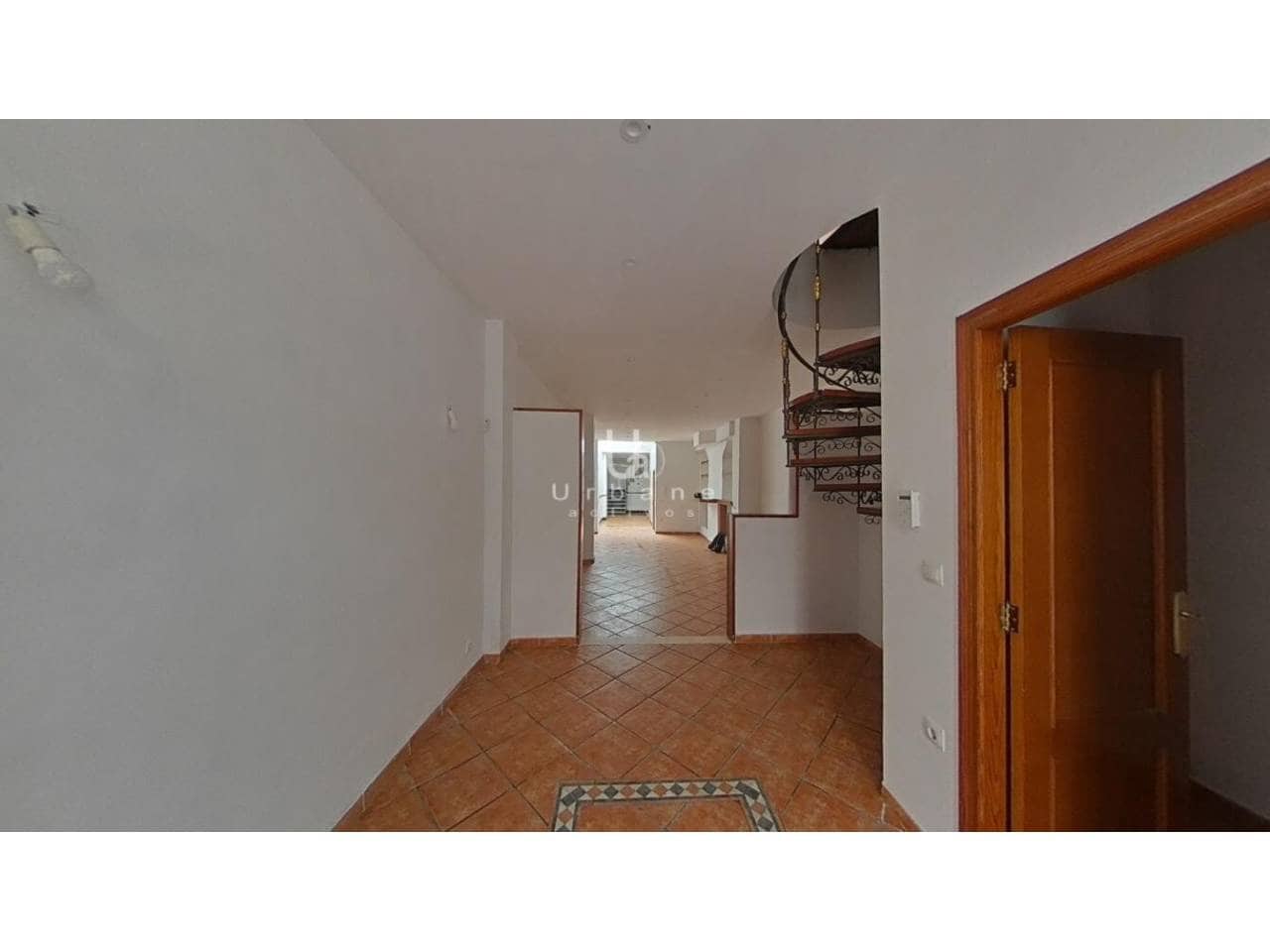 4 slaapkamer Villa te koop in Alzira - € 191.000 (Ref: 9830537)