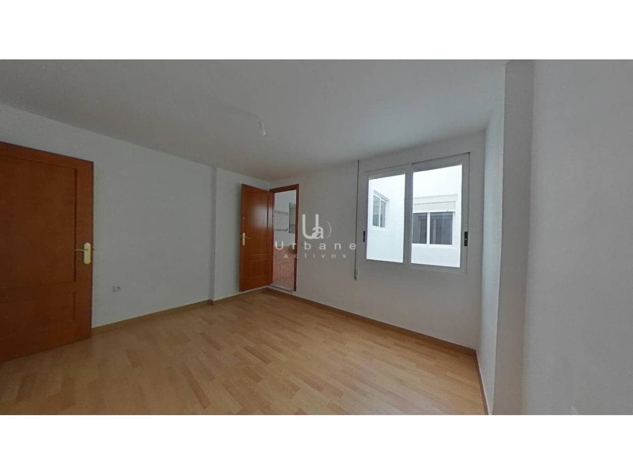 4 slaapkamer Villa te koop in Alzira - € 191.000 (Ref: 9830537)